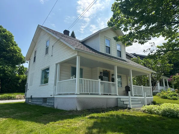 27 Dudley Street, Presque Isle, ME 04769