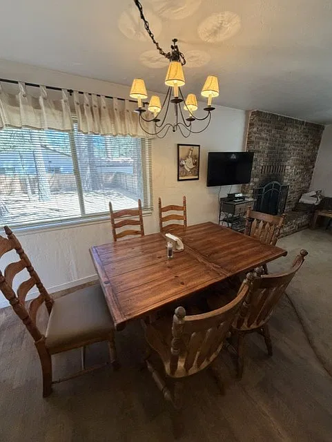 3 bed, 1200 sqft, $3,100 — Photo 4