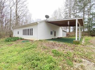 2411 Tex Smith Dr, Elberton, GA 30635