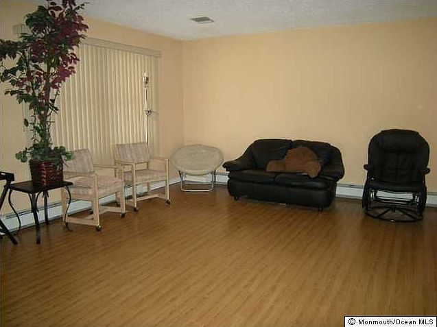 2nd image of 211 Clairmore Ave