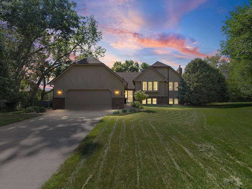 1st image of 4980 Oakview Ln N