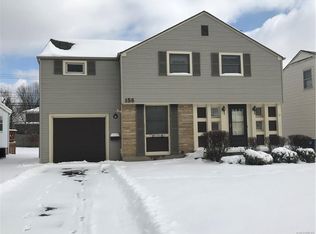 156 Roycroft Blvd, Amherst, NY 14226