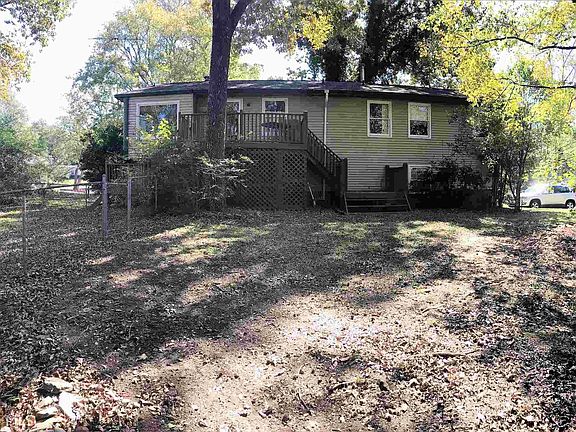 3rd image of 2361 Amberbrook Dr SW