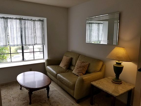 2nd image of 2862 Calle Esteban