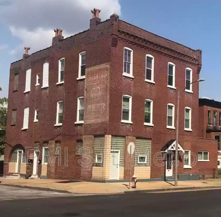 1st image of 2925 Wyoming St