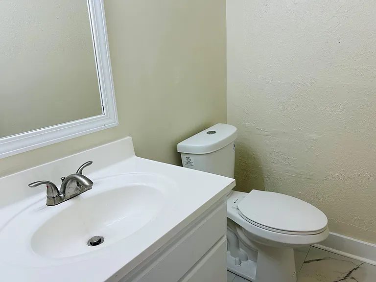 347 Boling St — Photo 3
