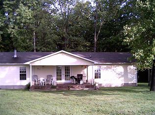 9797 S Pleasant Valley Rd, Gentry, AR 72734