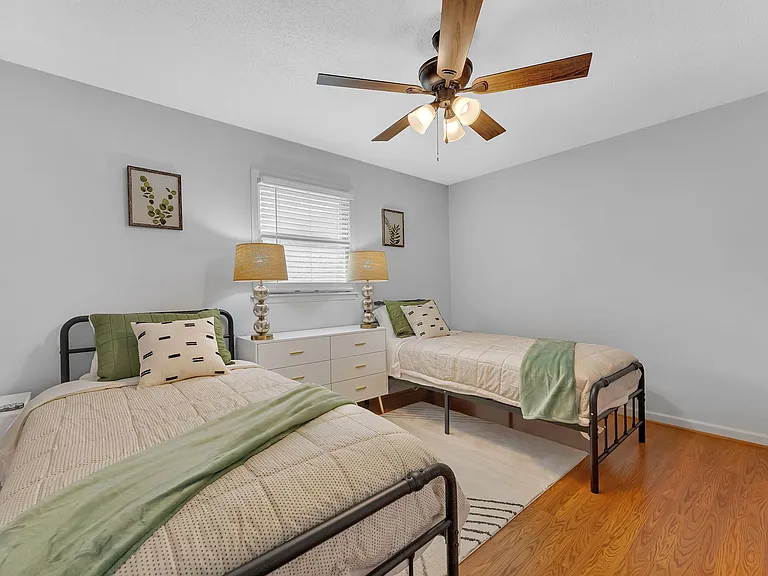1705 W Lakeview Dr #1 — Photo 14