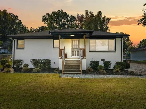 2107 Wilkins St, Burlington, NC 27217