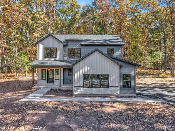 36 Blytheburn Rd, Mountain Top, PA 18707