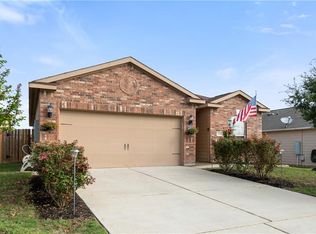 104 J E Brown Ln, Jarrell, TX 76537