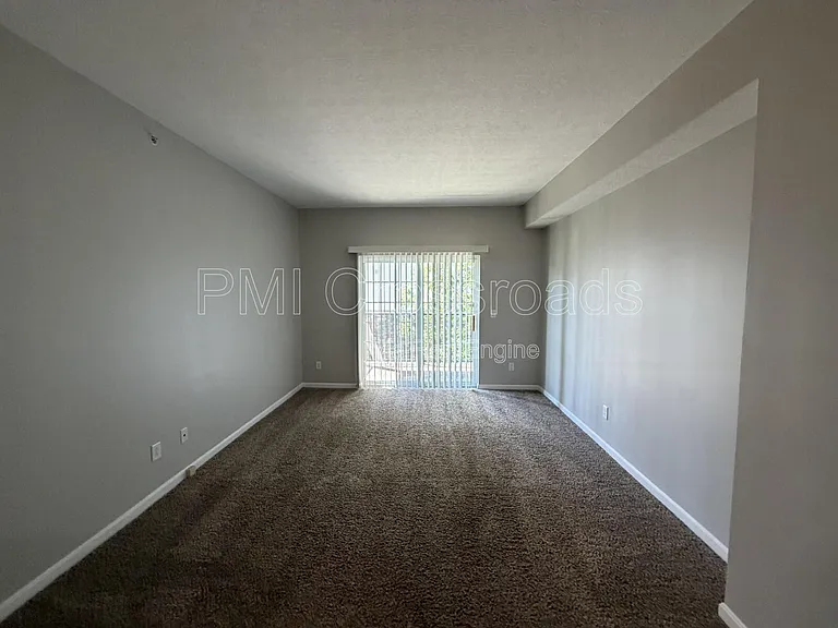 Jefferson Pointe — Photo 23
