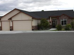 2912 Road 70, Pasco, WA 99301