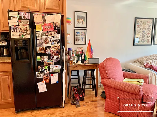 Rented by Grand & Co. | media 4