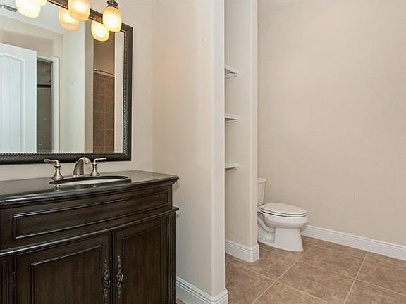4th image of 8860 La Terrazza Pl