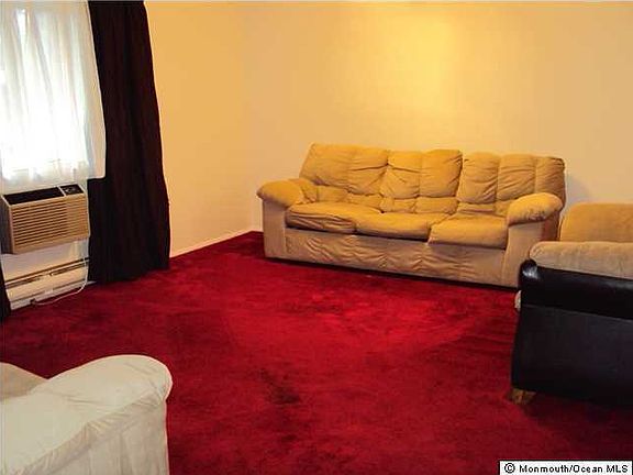 3rd image of 58 St John Place #B