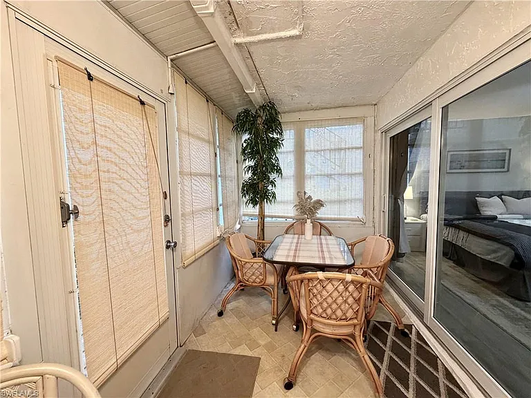 209 Palm Dr #1 — Photo 18