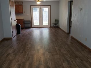703 Bertholdt St, New Athens, IL 62264