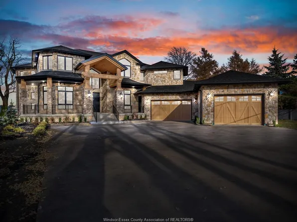 720 Old Tecumseh Rd E, Lakeshore, ON N8L 0B9