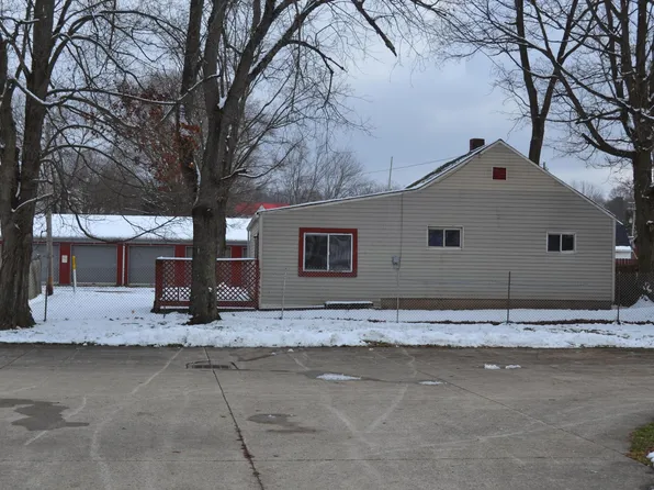 80 N Redding St, Laurelville, OH 43156