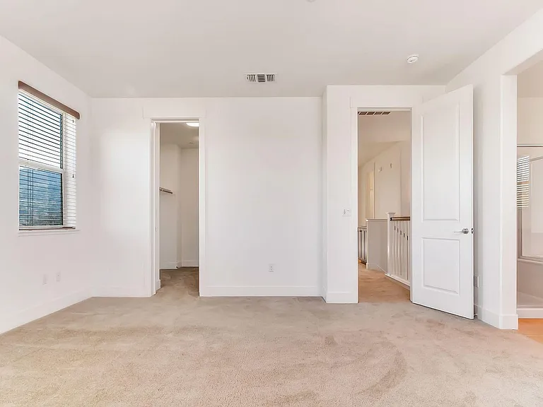 1433 Freeman Ln — Photo 16