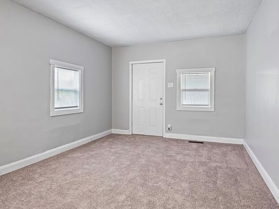 4th image of 2939 Shriver Ave