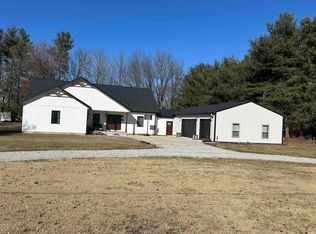 213 W Indian St, Elnora, IN