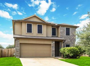 221 Shoshone Ridge Dr, La Marque, TX 77568