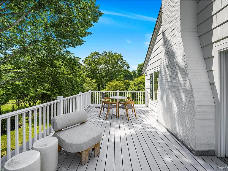 5 Thorn Hedge Rd — Photo 23