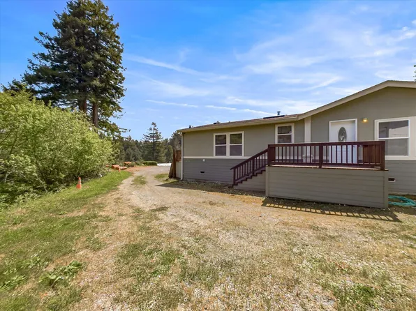 2152 Serenity Ln, Eureka, CA 95503