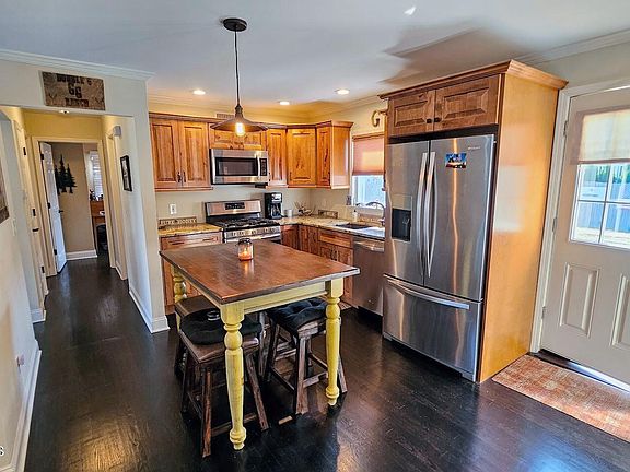 4th image of 1505 Treeneedle Road