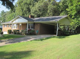 160 Ernest Lambeth Rd, Winston Salem, NC 27107