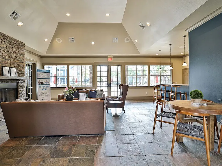 Enclave At Woodbridge — Photo 23