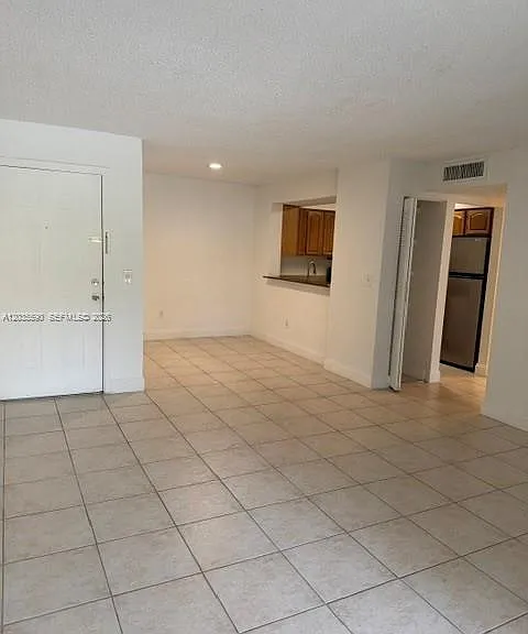1231 SW 46th Ave #505 — Photo 6