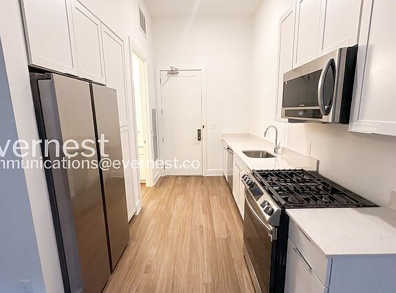2nd image of 1329 4th Ave S #306