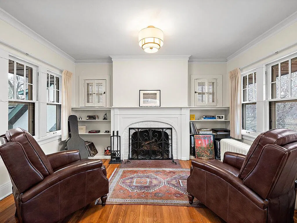 3 bed, 1912 sqft, $2,850 — Photo 4