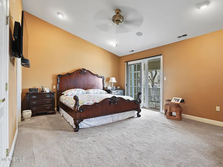 12 Riviera Dr — Photo 12