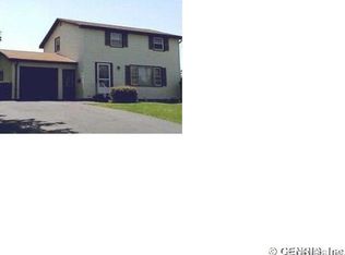 79 Impala Dr, Rochester, NY 14609