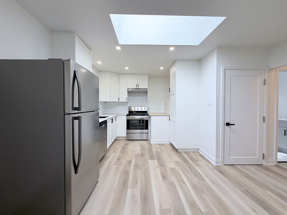 1st image of 290 Upper Paradise Rd #1