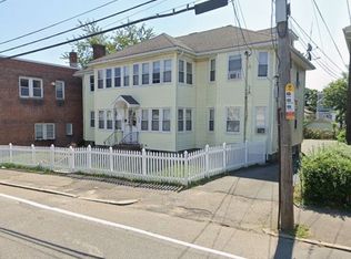 196 W Squantum St #1, Quincy, MA 02171
