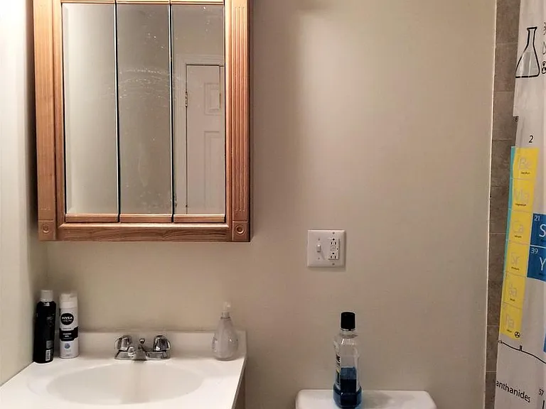 14 Euston St #1 — Photo 9