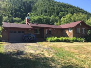 16 Carter St, Toledo, OR 97391