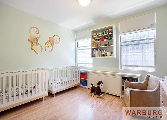 Sold by Warburg | media 5