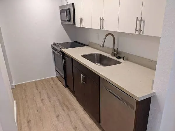 316 13th Ave E #108 — Photo 4
