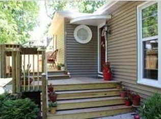 205 Fenno Rd, Riverdale, IA 52722