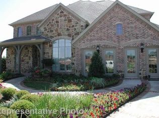 562 Point Loma Dr, Frisco, TX 75034