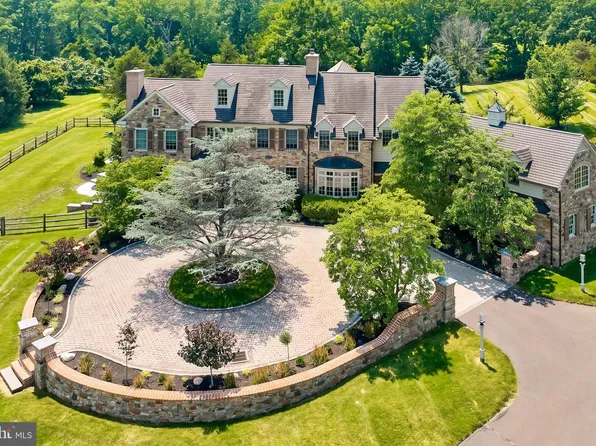 6020 Atkinson Rd, New Hope, PA 18938