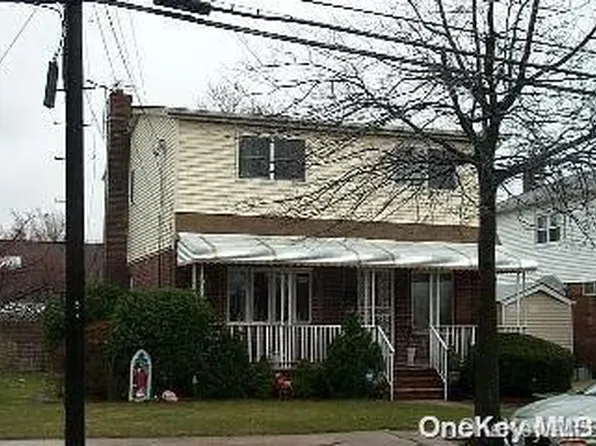 1007 Fenworth Boulevard, Franklin Square, NY 11010