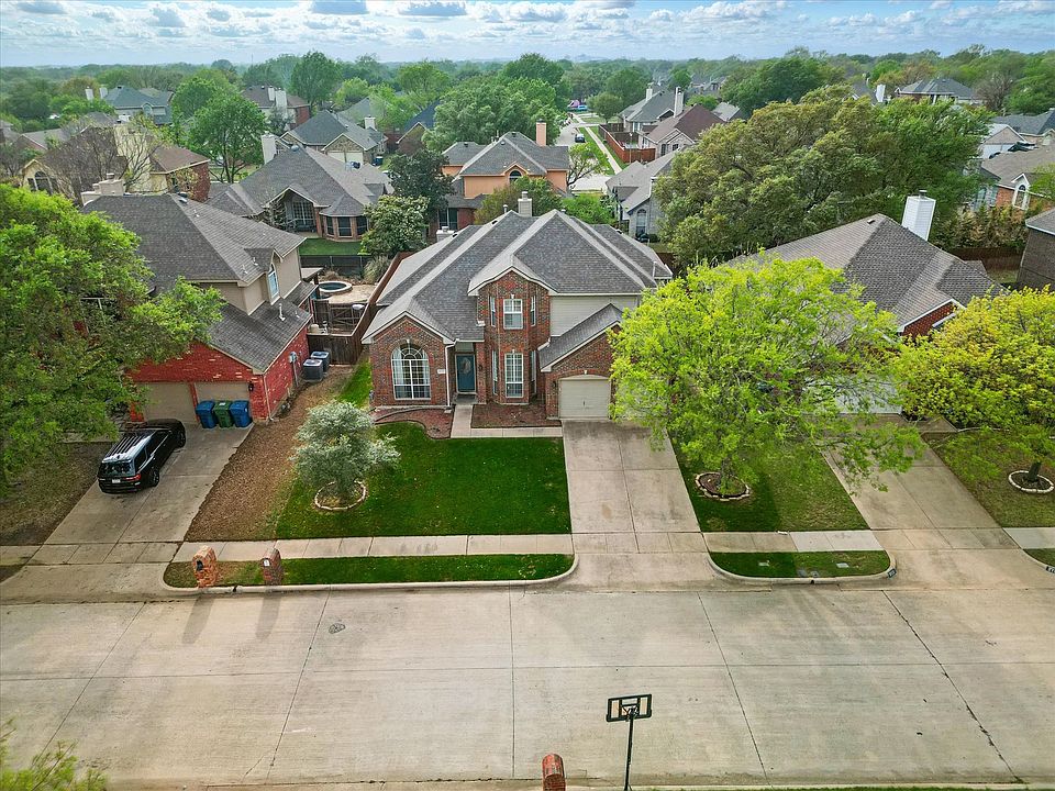 1st image of 2117 Kings Forest Ln