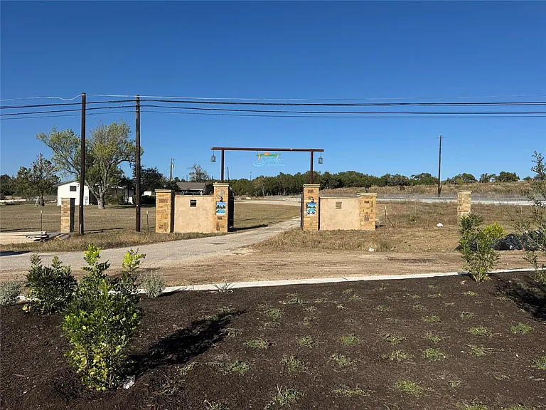 5300 W Highway 290 — Photo 20